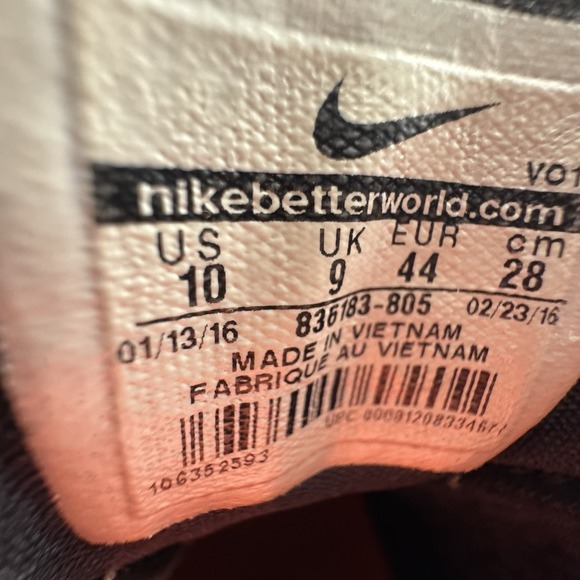 Size 10 Nike Kobe 11 Sunset 2016 836183-805  (USED & Original Box) - Picture 5 of 16